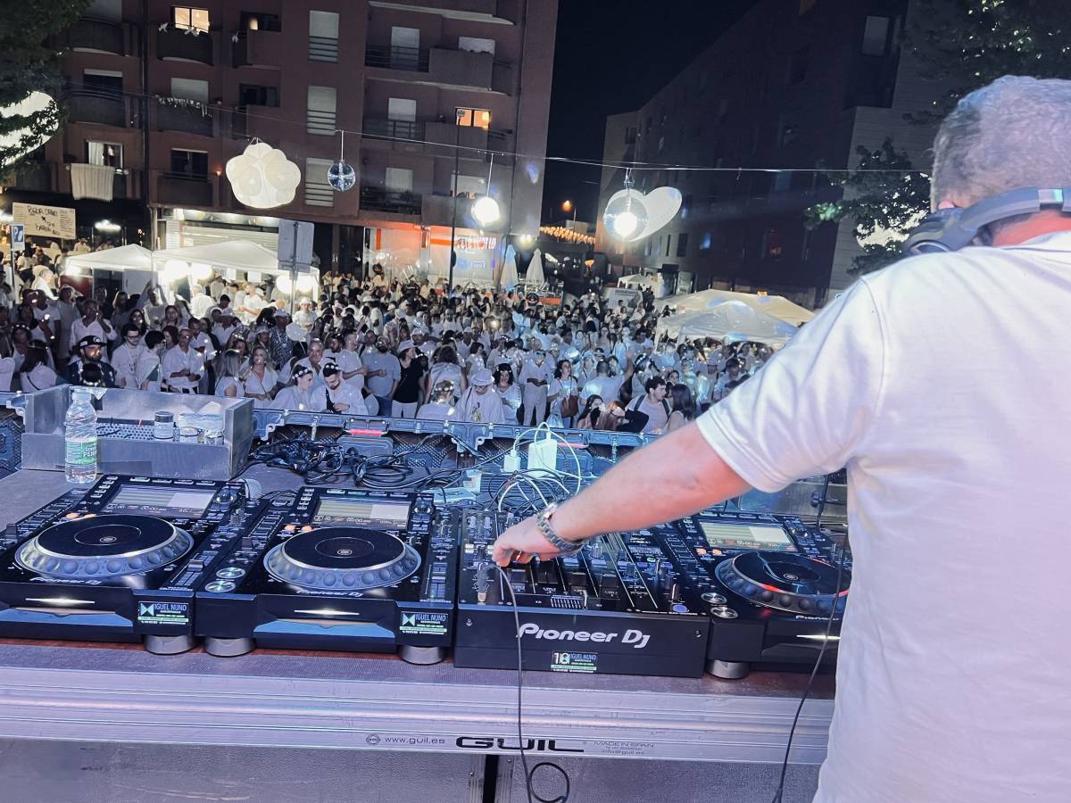 DJ Tony S - Paredes - DJ para Festa Juvenil