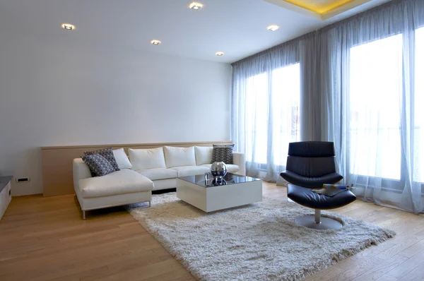 Leide Oliveira - Vila Nova de Gaia - Upholstery and Furniture Cleaning