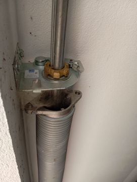 Técnico de Reparação de Portões de Garagem