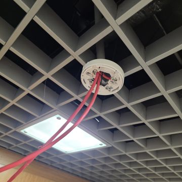 Enertek - Óbidos - Reparação de Interruptores e Tomadas
