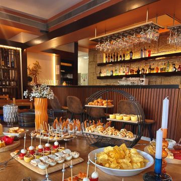 Dona Laura Catering - Ponte da Barca - Corporate Party Planning