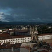 Only Happy - Shuttle & Tours - Odivelas - Bus and Car Rental