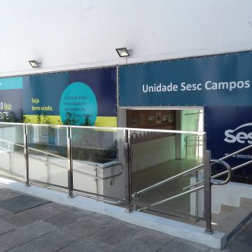 O especialista Pedro Barbosa - Odivelas - Garage Door Installation or Replacement
