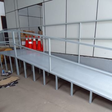 O especialista Pedro Barbosa - Odivelas - Stair Installation