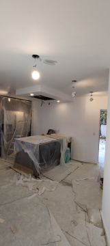A.xavier  Remodelações - Odivelas - Switch and Outlet Installation