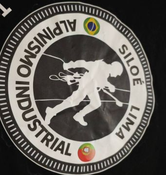 Siloé lima - alpinismo industrial - Barreiro - Reparação de Ar Condicionado