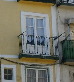 Empresa de Caixilharia de PVC