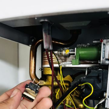 Heringer reparações e instalações - Lourinhã - Boiler reparieren