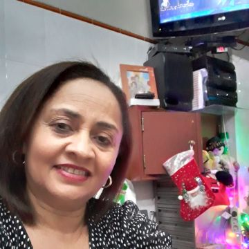 CLEUCIA SOUSA - Loures - Organização da Casa