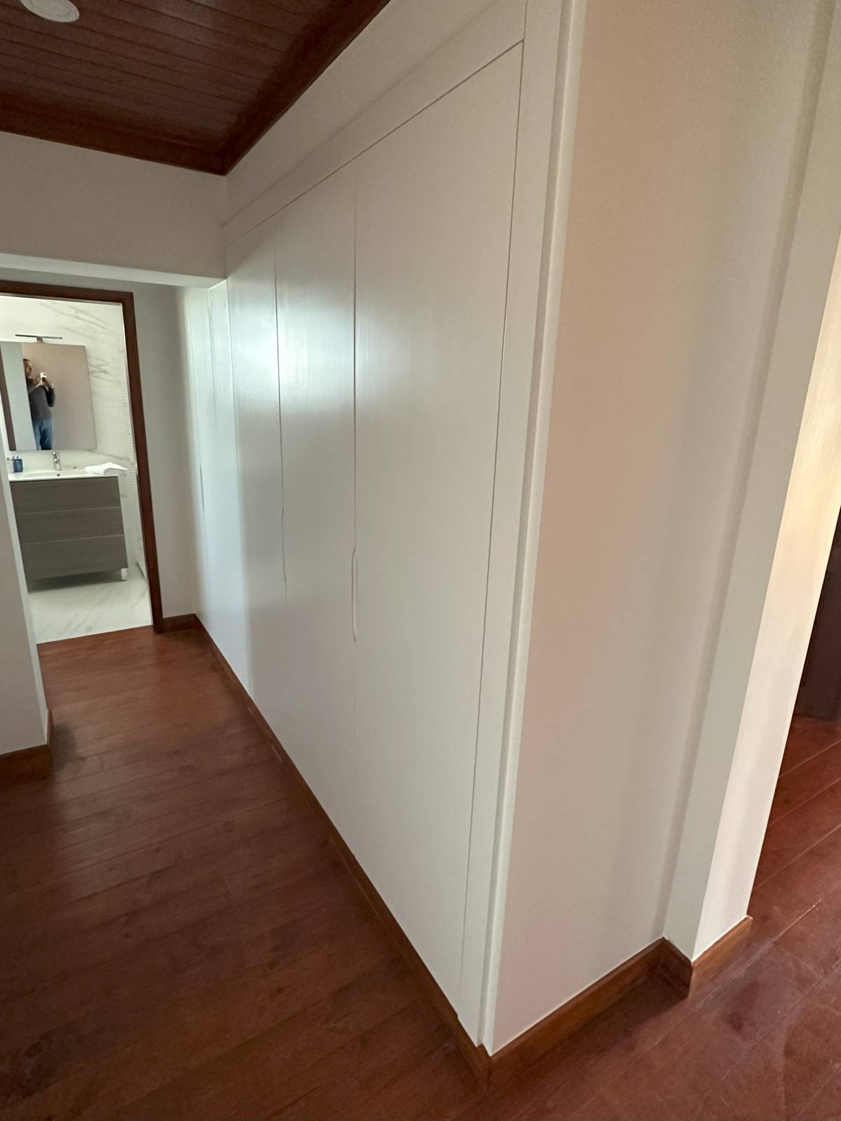 HABILIFE Cozinhas, Roupeiros e Chãos Flutuantes, Lda - Loures - Türen