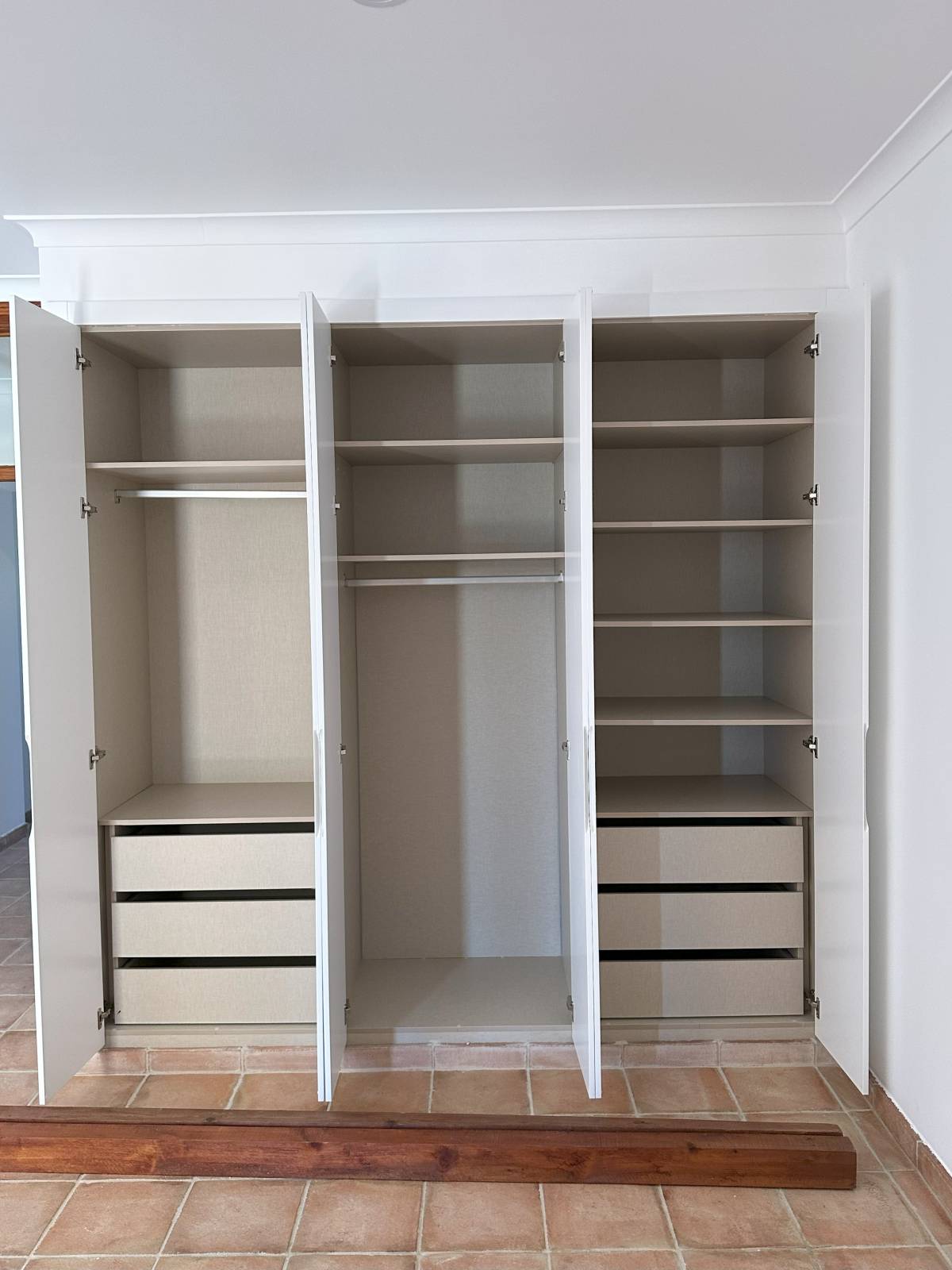 HABILIFE Cozinhas, Roupeiros e Chãos Flutuantes, Lda - Loures - Laminatboden verlegen