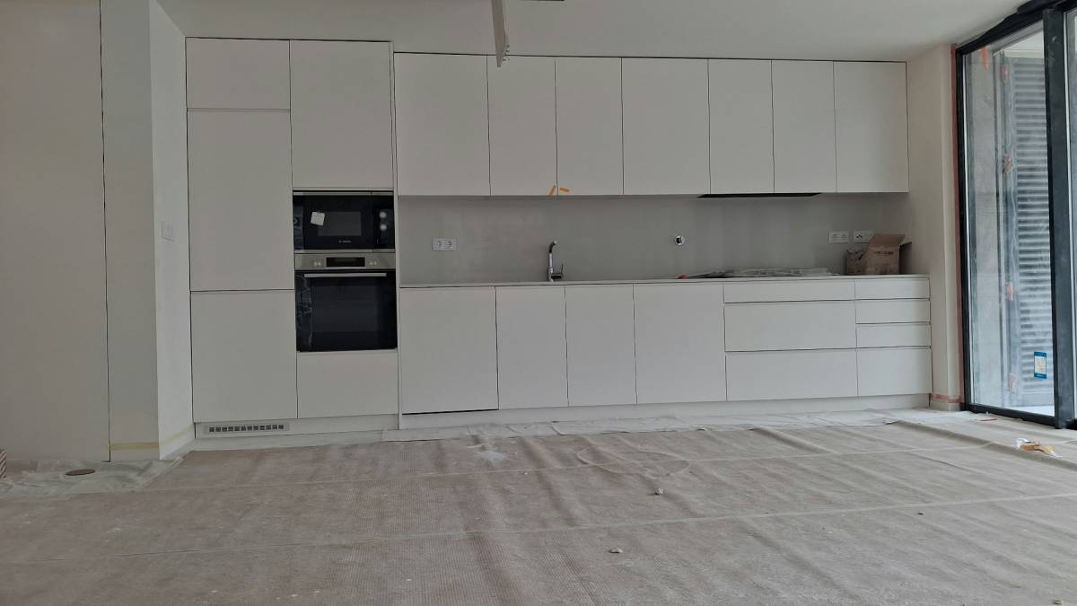 Guardian Bear - Building better ways to live - Odivelas - Revestimento de Cozinha