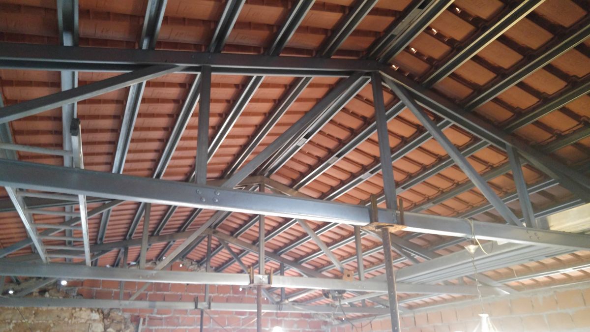 Renovaelimpa - Santarém - Interior Wall Addition