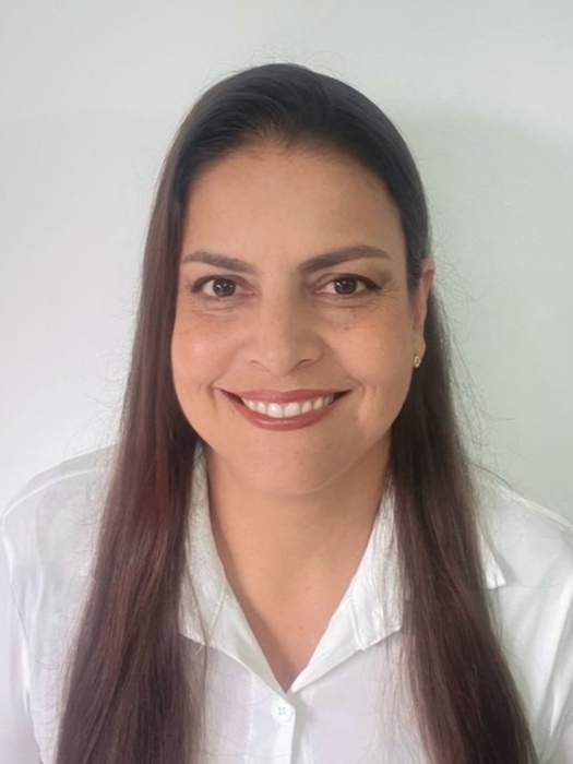 Luz Janneth Ocampo y - Lisboa - Home Organizing