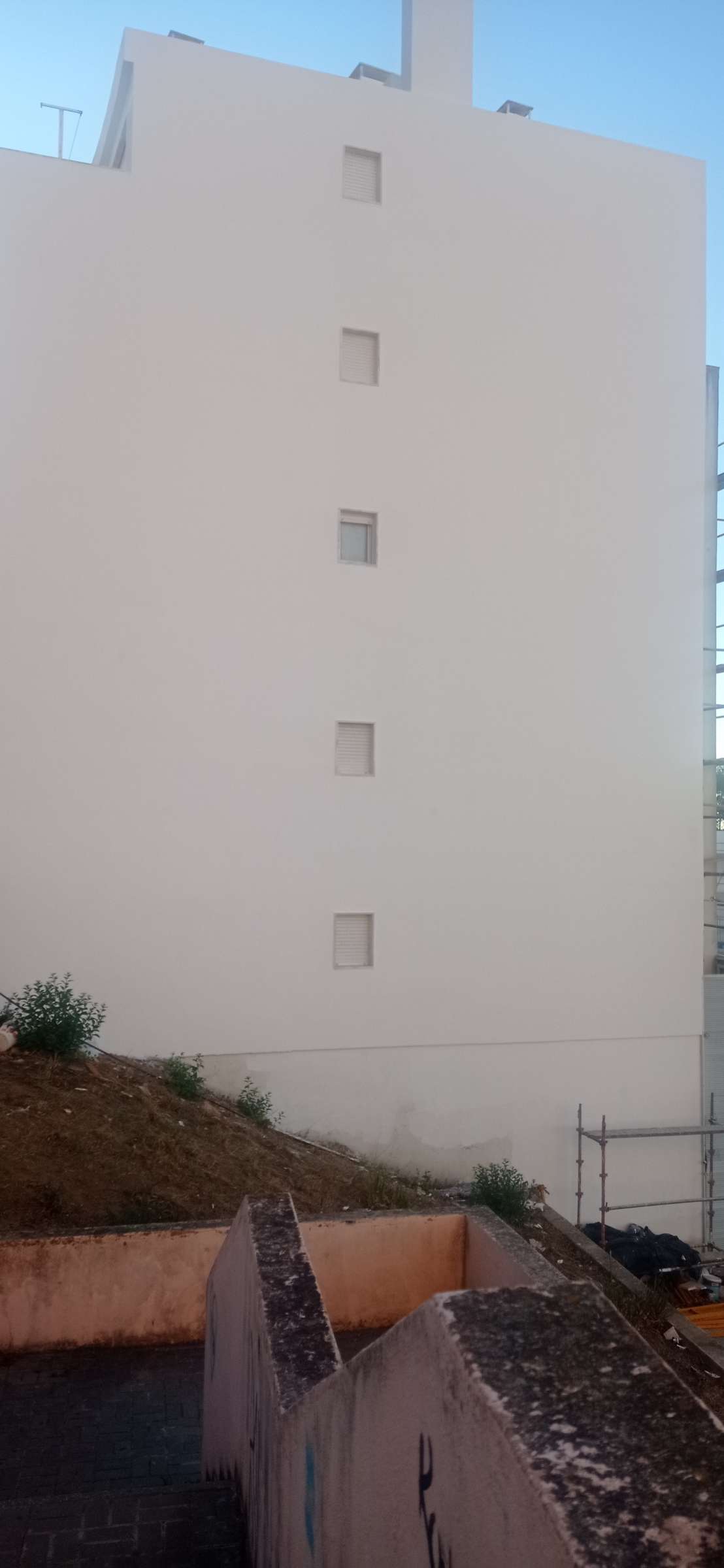 Paulo Alexandre - Sintra - Roof Cleaning