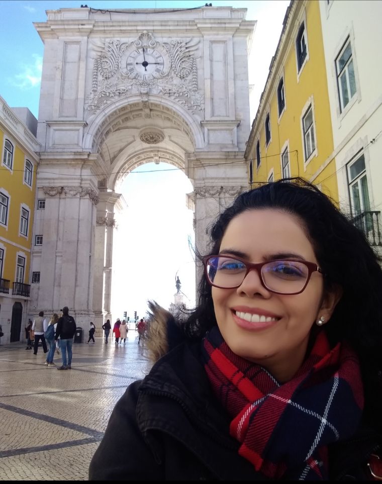 Flavia Pontes - Lisboa - Limpeza a Fundo
