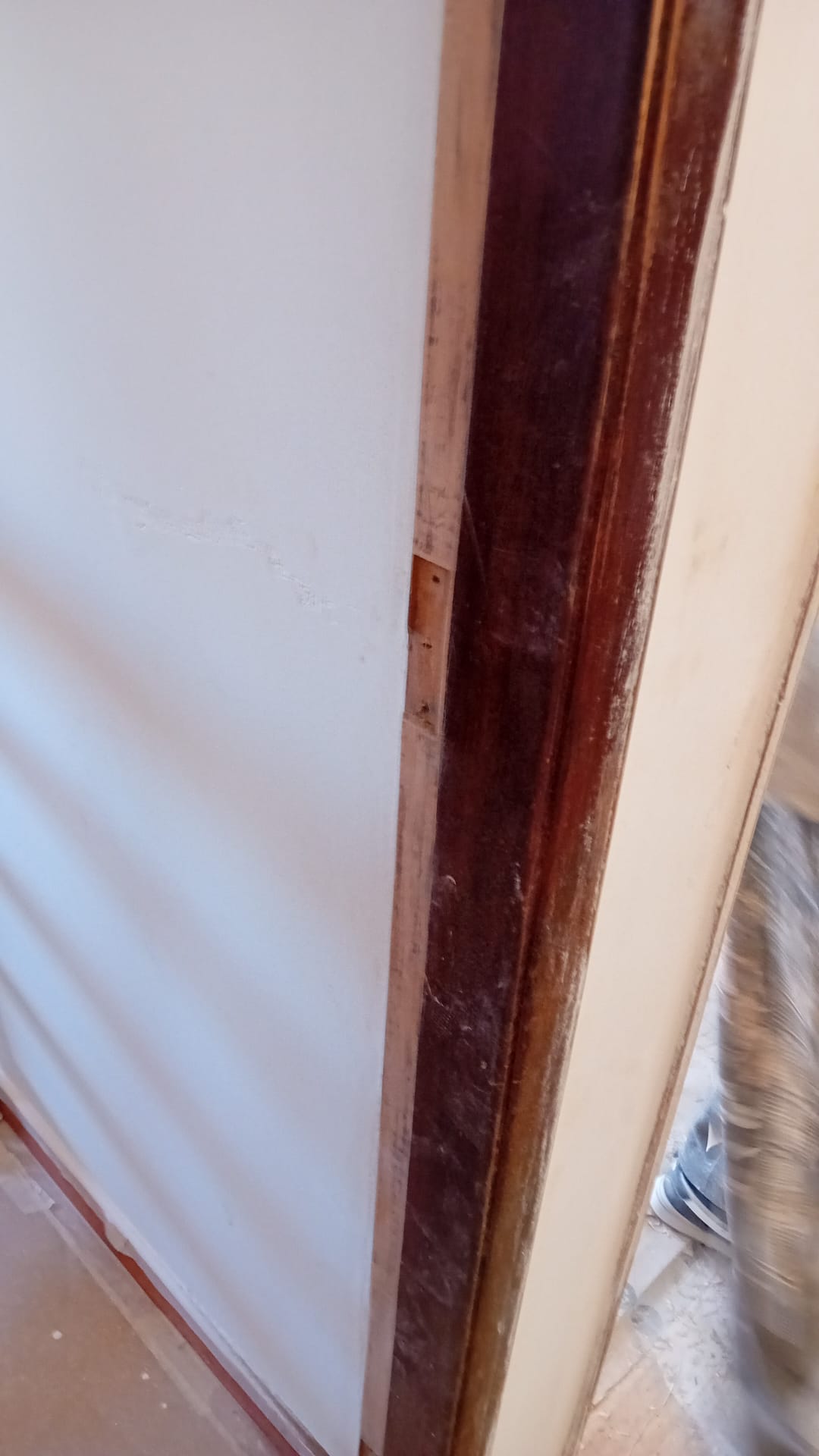 Cleso - Almada - Cabinet Painting