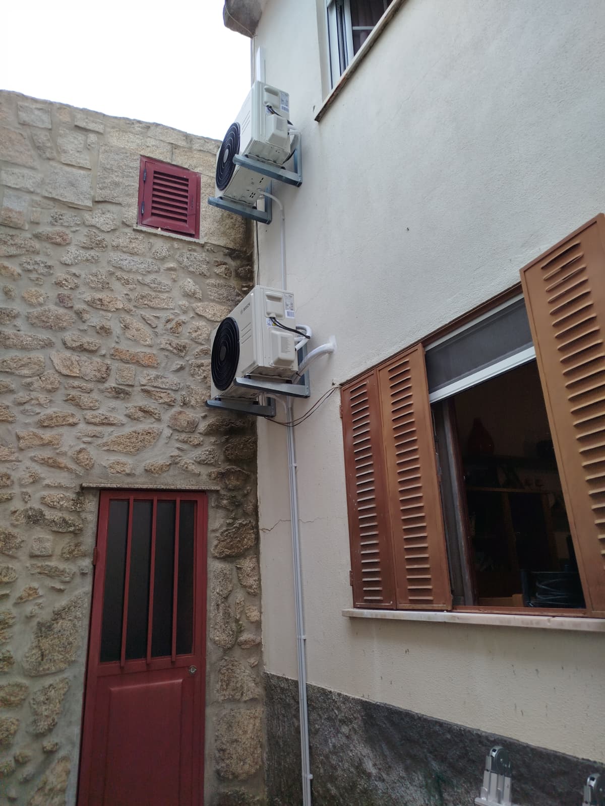 Técnico ar condicionado - Castelo Branco - Kitchen Fan Installation or Replacement