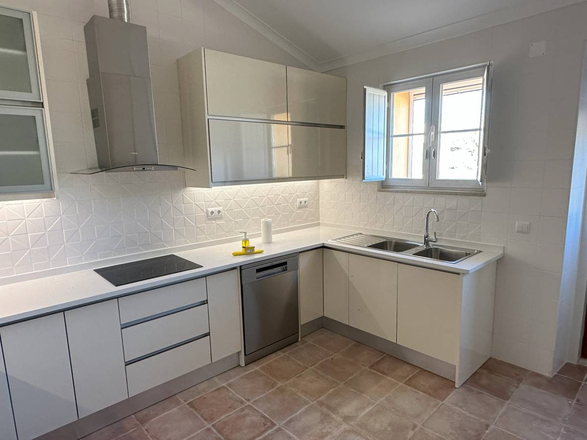 HABILIFE Cozinhas, Roupeiros e Chãos Flutuantes, Lda - Loures - Boden verlegen