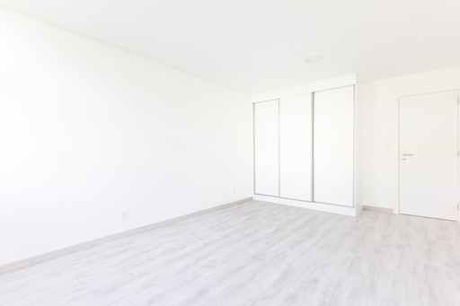 Urgentcombinar - Barreiro - Interior Wall Addition