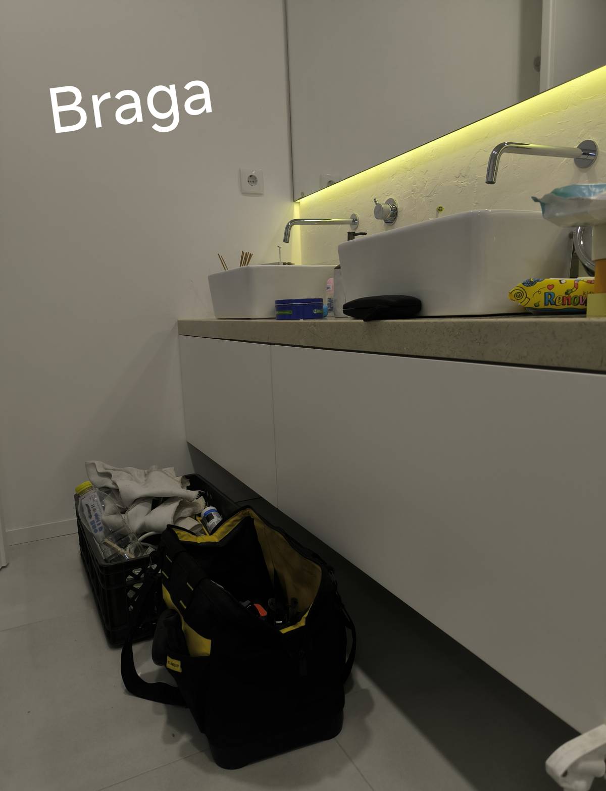 Envia24 - Braga - Montagem de Suporte para TV