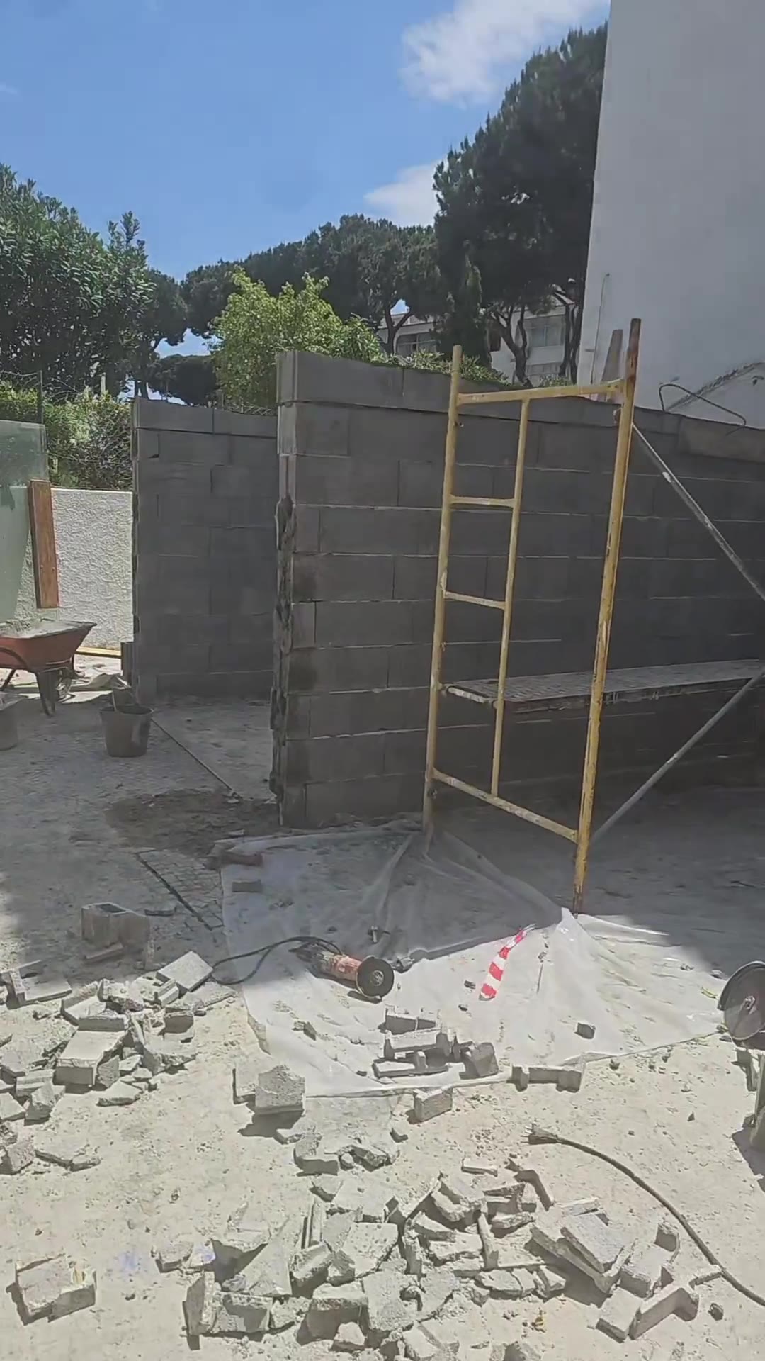 CC Jardins & Construção - Olhão - Artificial Turf Installation