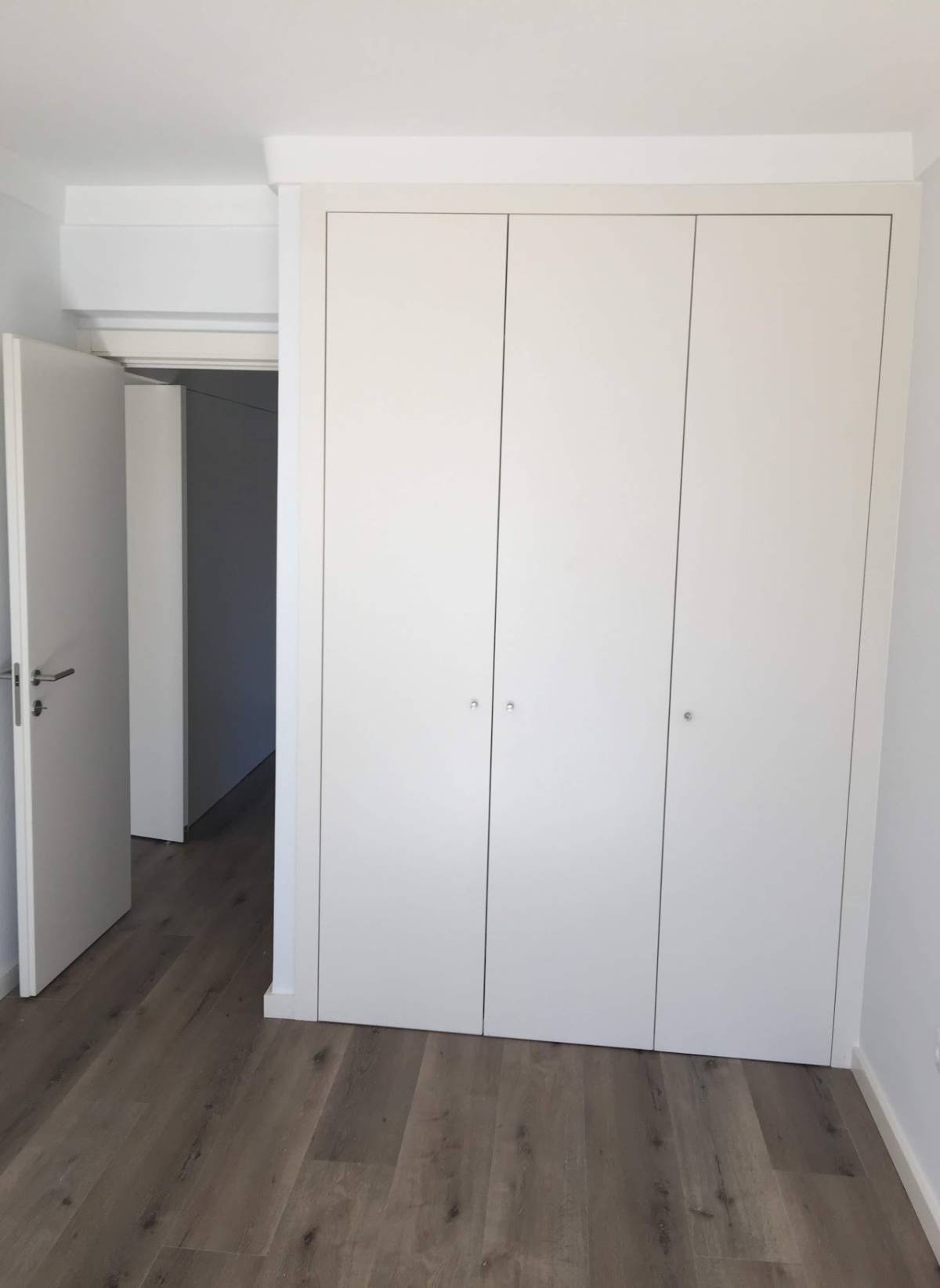 HABILIFE Cozinhas, Roupeiros e Chãos Flutuantes, Lda - Loures - Küche und Schranksysteme