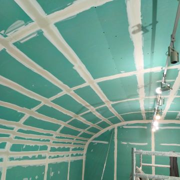 WISDOM INITIATIVE UNIPESSOAL LDA - Loures - Construção ou Remodelação de Escadas e Escadarias