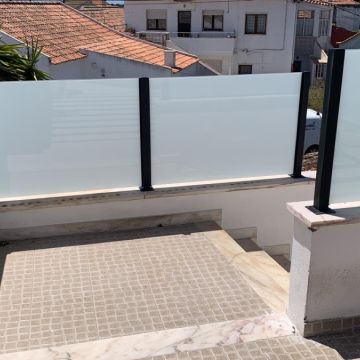 ROYAL SERRALHERIA - Sintra - Instalación o reparación de verjas