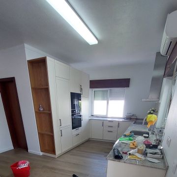 Yuliia. Ukraniyana - Loulé - Odor Removal