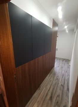 HABILIFE Cozinhas, Roupeiros e Chãos Flutuantes, Lda - Loures - Kleiderschränke