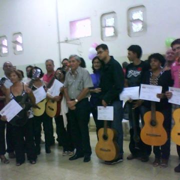 Eliel Jan - Loulé - Music Lessons