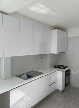 HABILIFE Cozinhas, Roupeiros e Chãos Flutuantes, Lda - Loures - Laminatboden verlegen