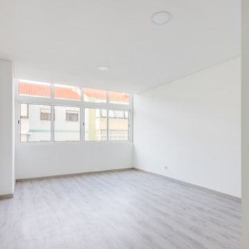 Urgentcombinar - Barreiro - Carpet Installation