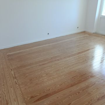 Aleks - Lisboa - Remodelação de Quarto