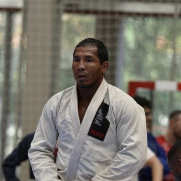 Alfredo Souza Junior - Esposende - Beton schneiden