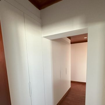 HABILIFE Cozinhas, Roupeiros e Chãos Flutuantes, Lda - Loures - Schrank umbauen