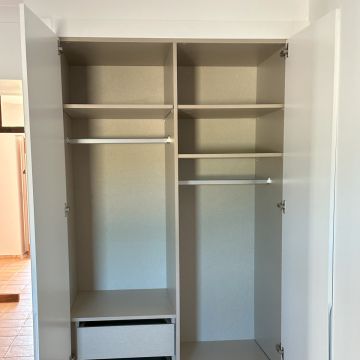 HABILIFE Cozinhas, Roupeiros e Chãos Flutuantes, Lda - Loures - Türmontage