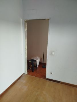 Fachmann für Türmontage