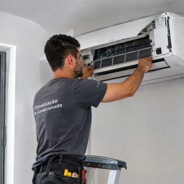 Nádia Negrão 93.63.88.010 - Lisboa - Ventilator reparieren