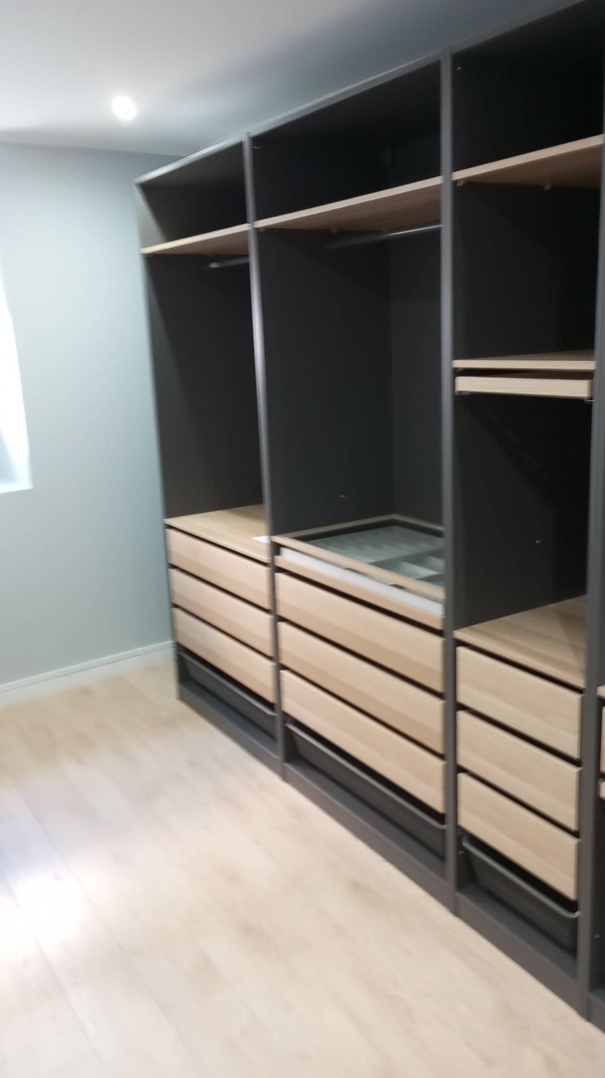 Luiz Piccin - Vila Franca de Xira - Montagem de Mesa de Bilhar