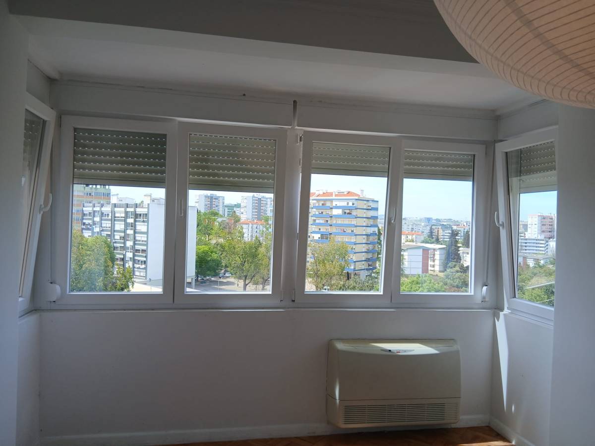 Ejanelas - Sintra - Balcony Glazing Installation