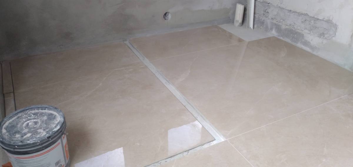 Inacio - Caldas da Rainha - Stair and Staircase Addition or Remodel