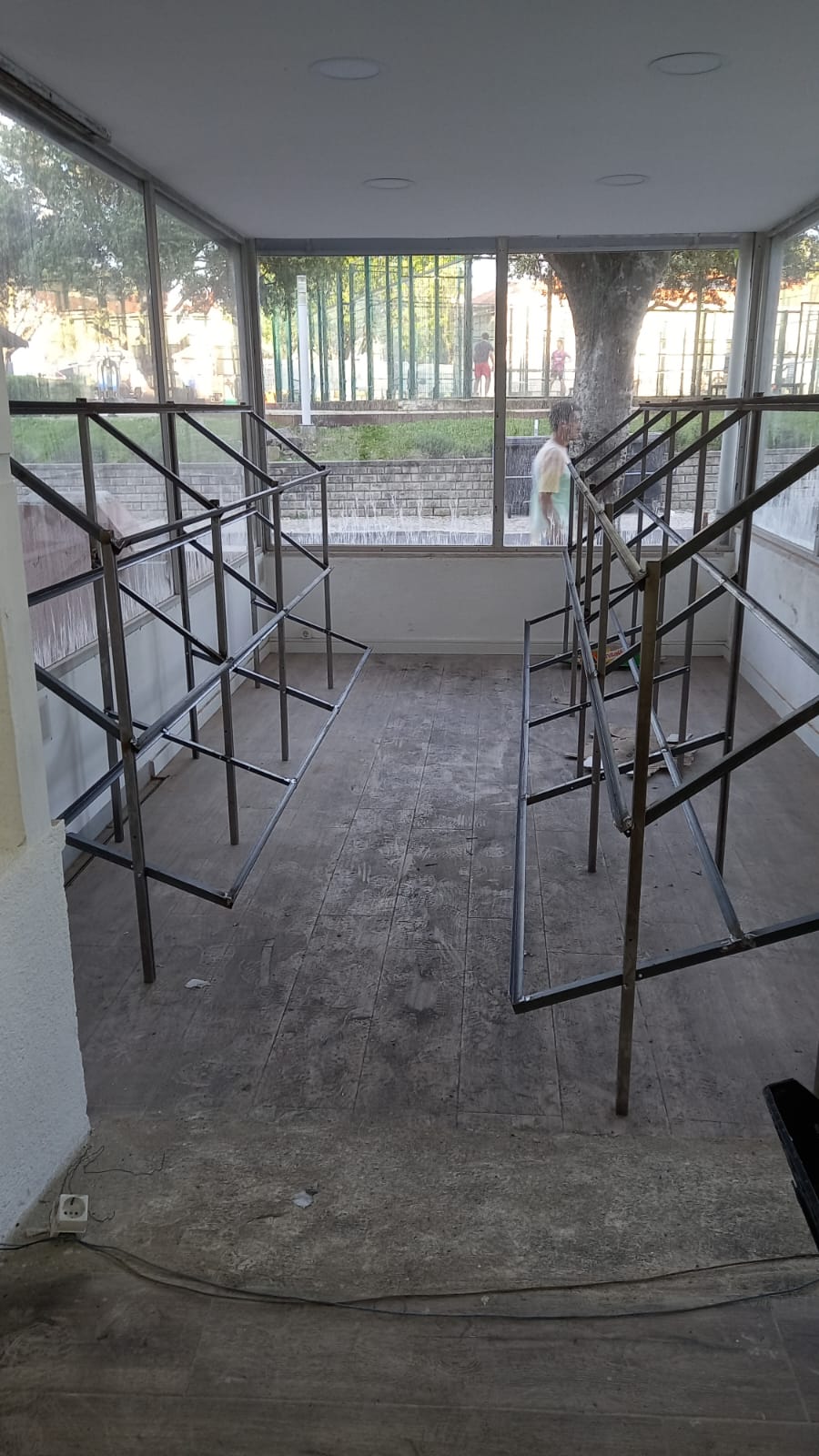 Serralheria Rubi - Almada - Reparatur des Garagentors