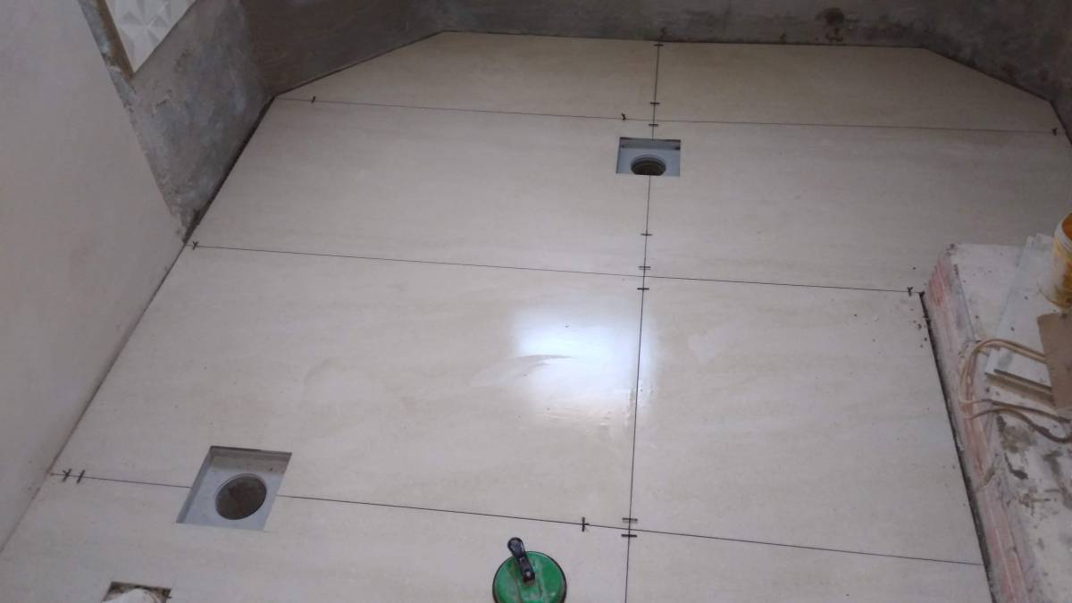 Inacio - Caldas da Rainha - Bathroom Remodel