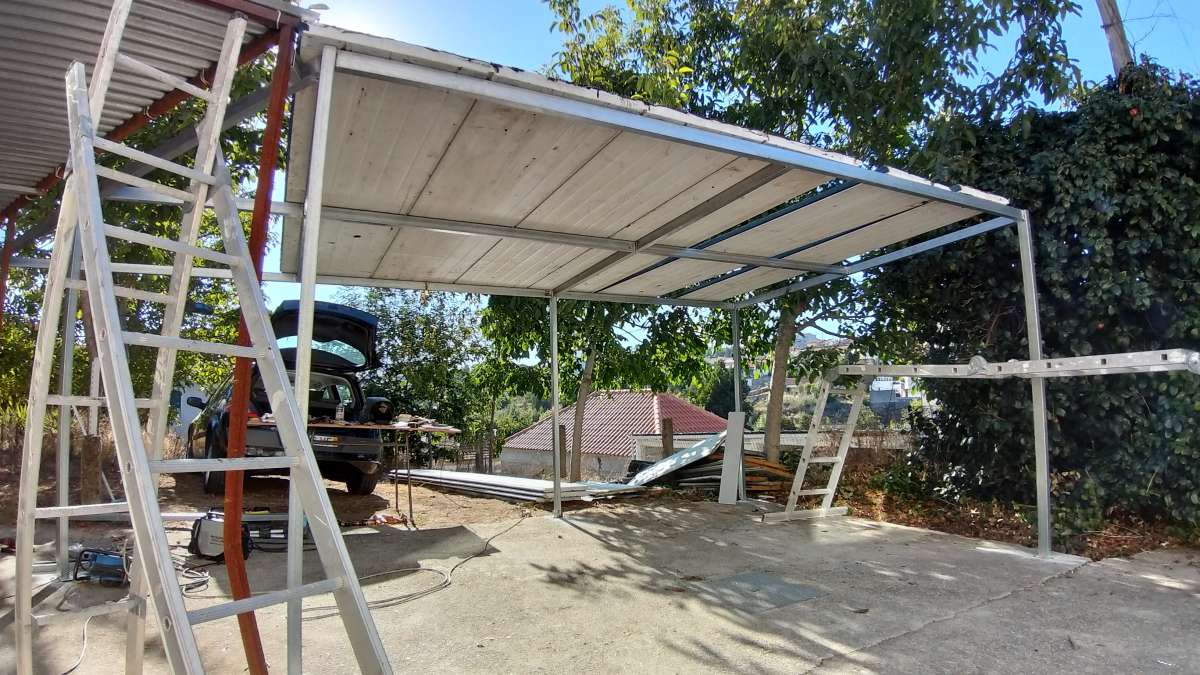 Carlos - Guimarães - Outdoor Structures