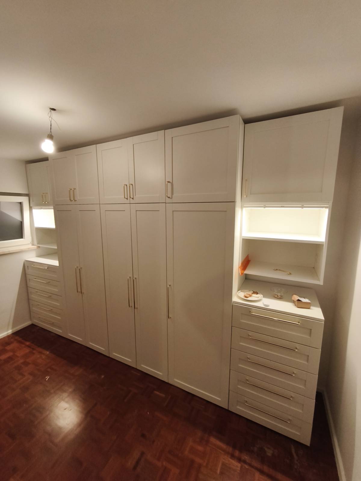 António Nascimento - Amadora - Schrank reparieren