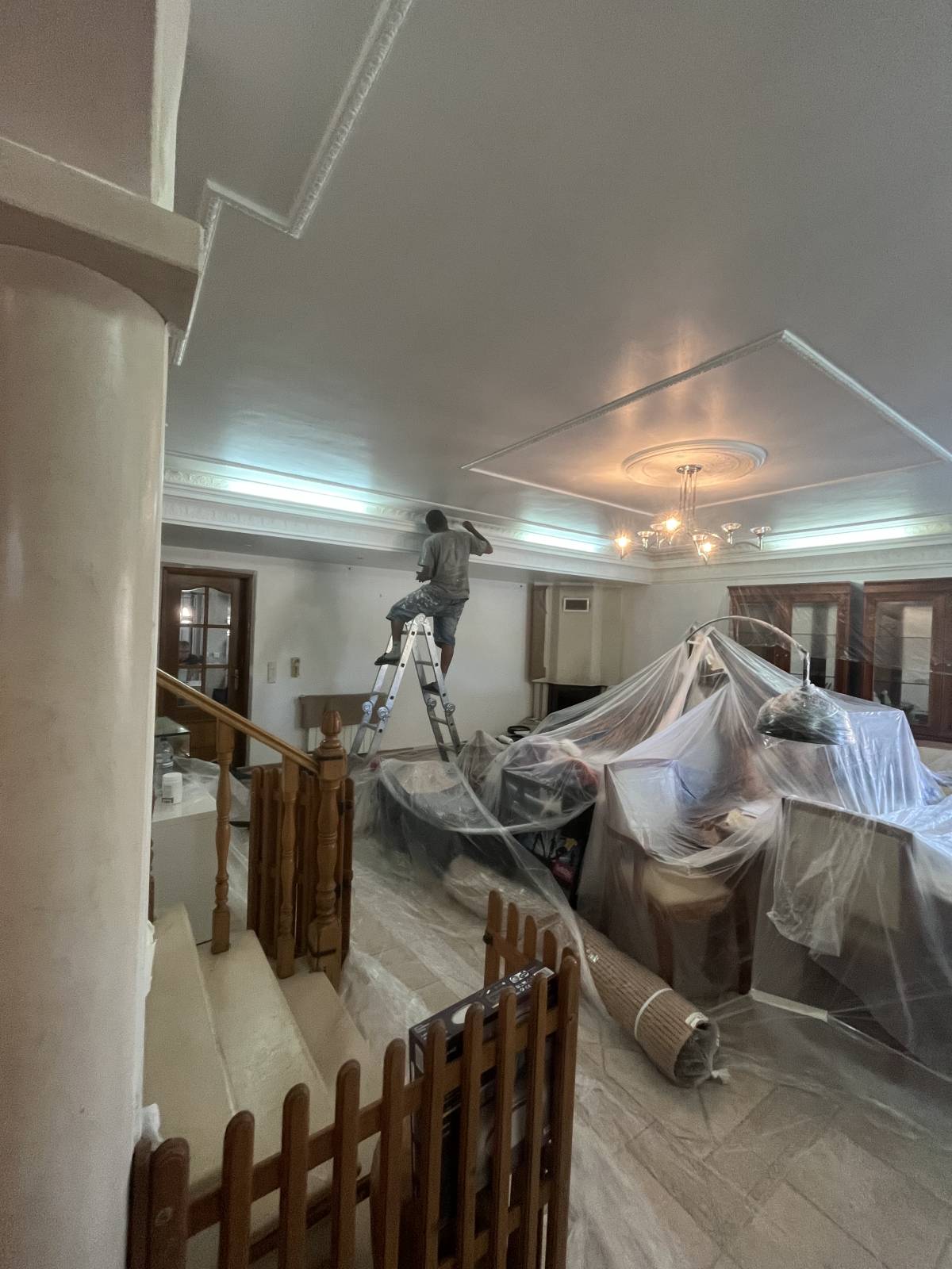 ChamaoJoão - Lisboa - Accrochage de tableaux et installation d’œuvres d’art