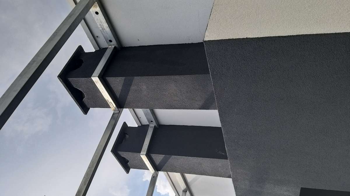 Carlos - Guimarães - Roof Installation or Replacement