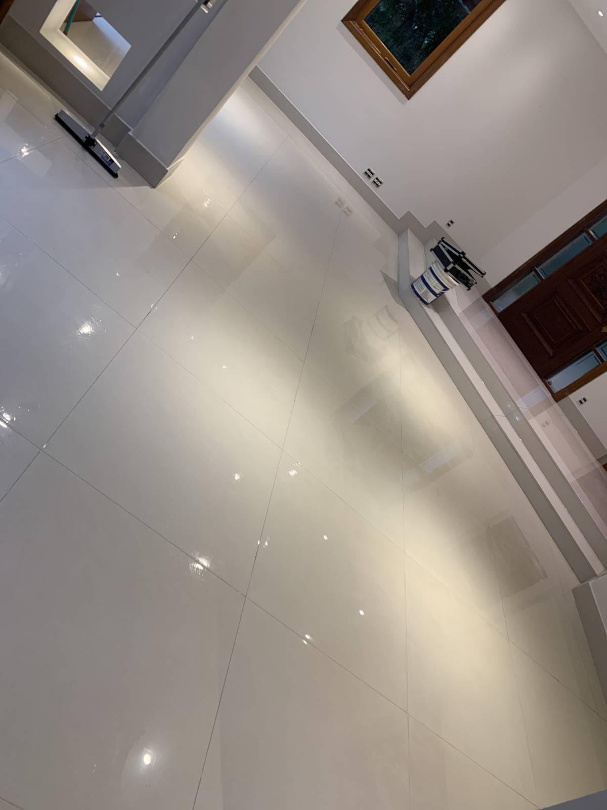 Servem Mais - Moita - Floor Tiling